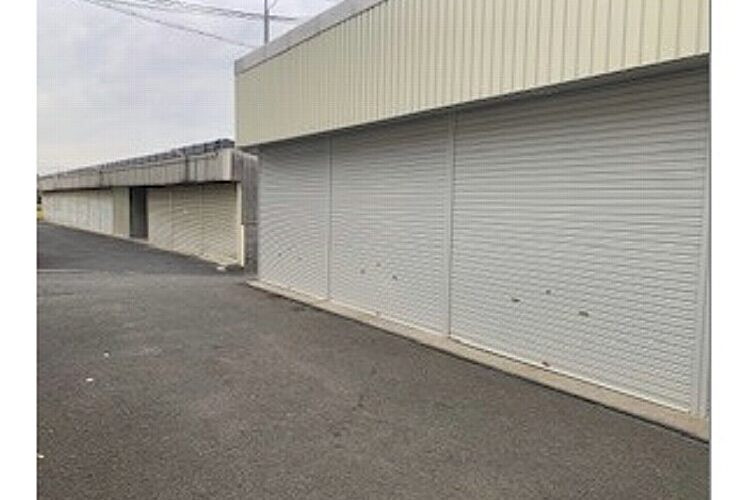 一津屋2丁目貸ガレージ画像3